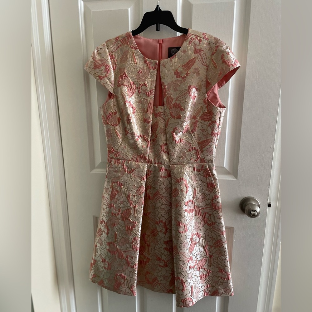 Vince Camuto cocktail dress size 6
